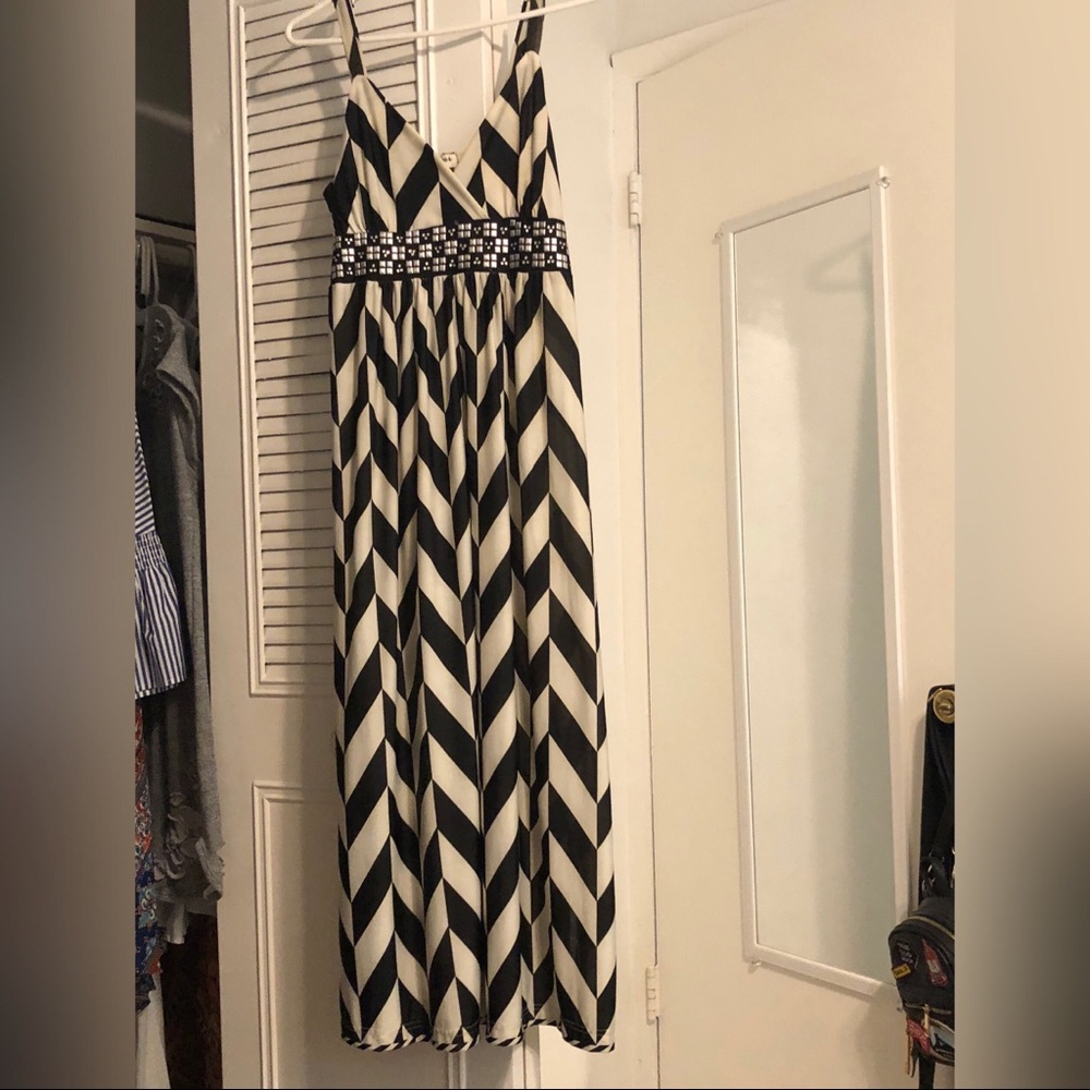 Black and white dress